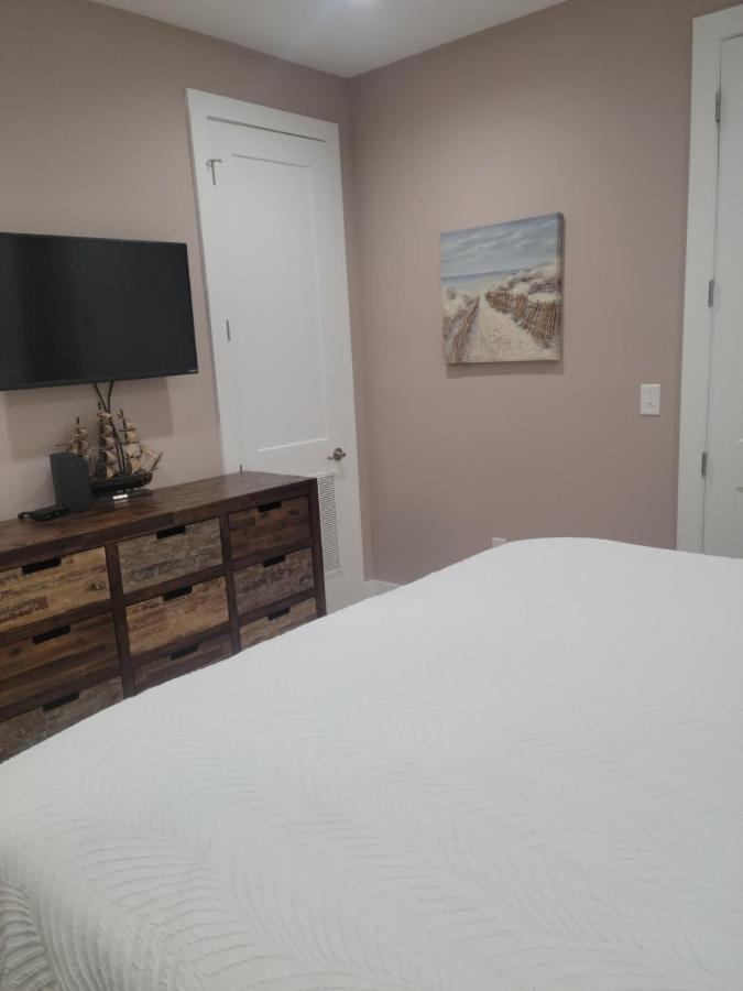 Venture Out 600 Seabreeze Dr Comes With Golf Cart Holiday home *